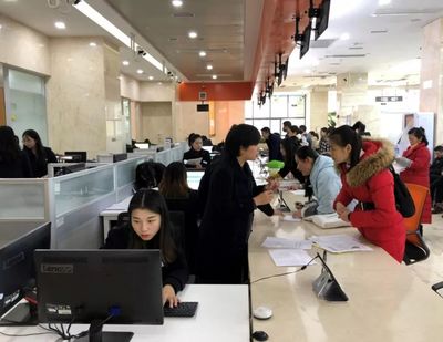 雙流區(qū)政務(wù)服務(wù)大廳搬遷 區(qū)委書記現(xiàn)場調(diào)研指導(dǎo)